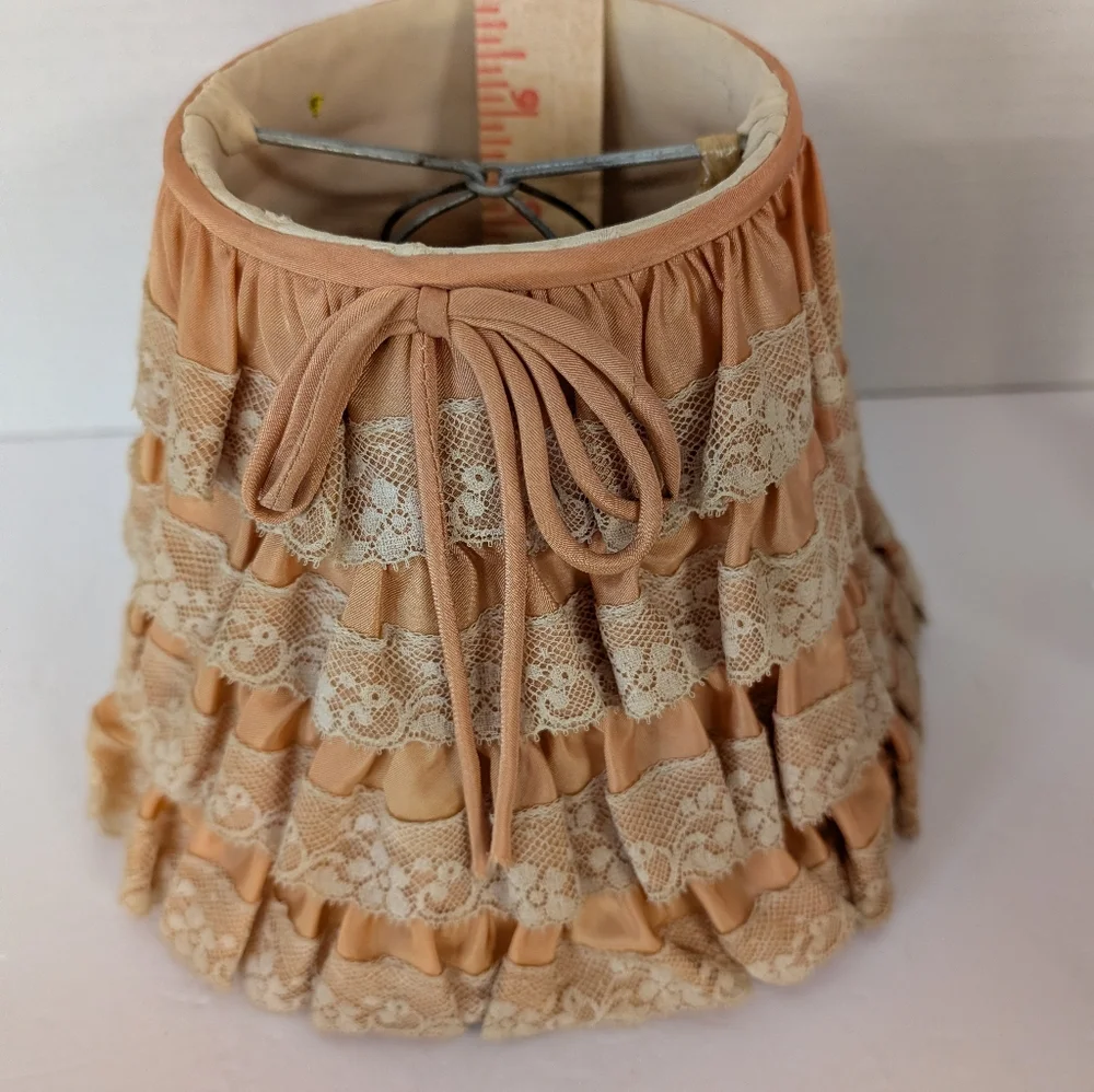 Vintage Lamp Shade That Clips On To The Light Bulb
